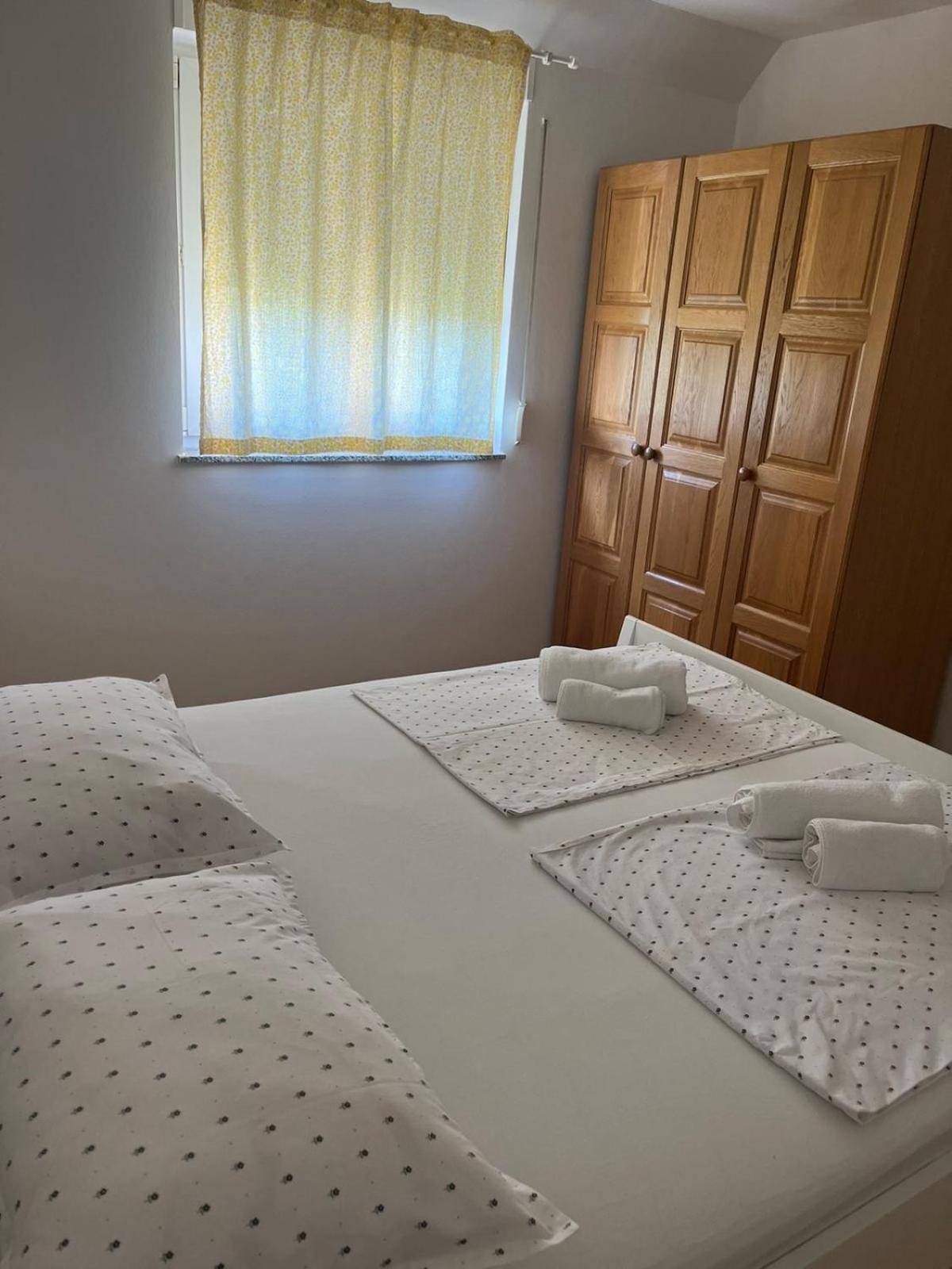 Apartments Dumicic Супетарска-Драга Экстерьер фото